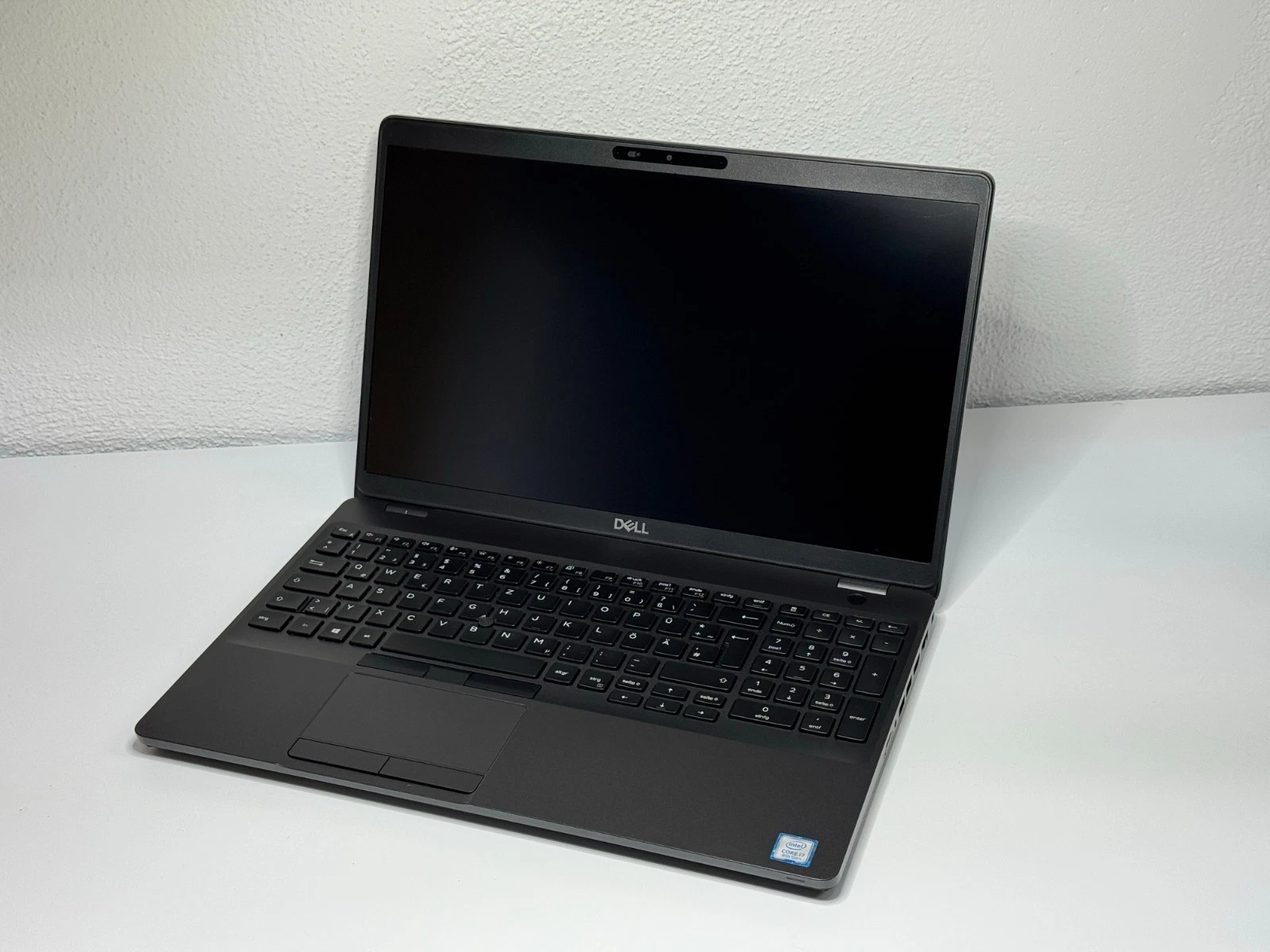Dell Latitude 5500 – Schwarz