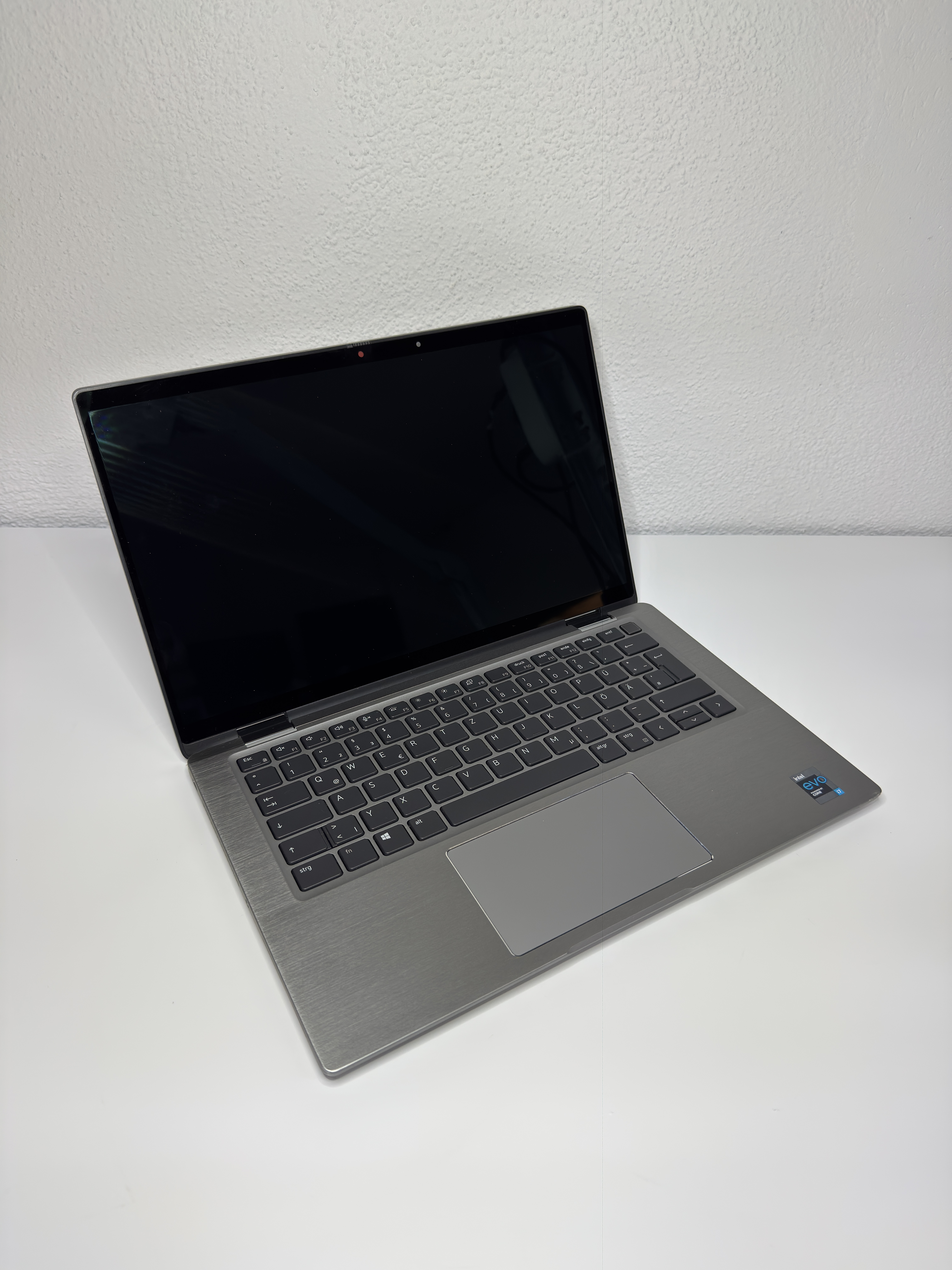 Dell Latitude 7420 – Schwarz - Carbon Optik